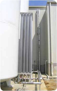 Vacuum insulated pipeline installation